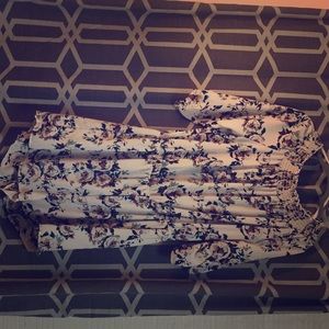 Wet seal of the shoulder romper